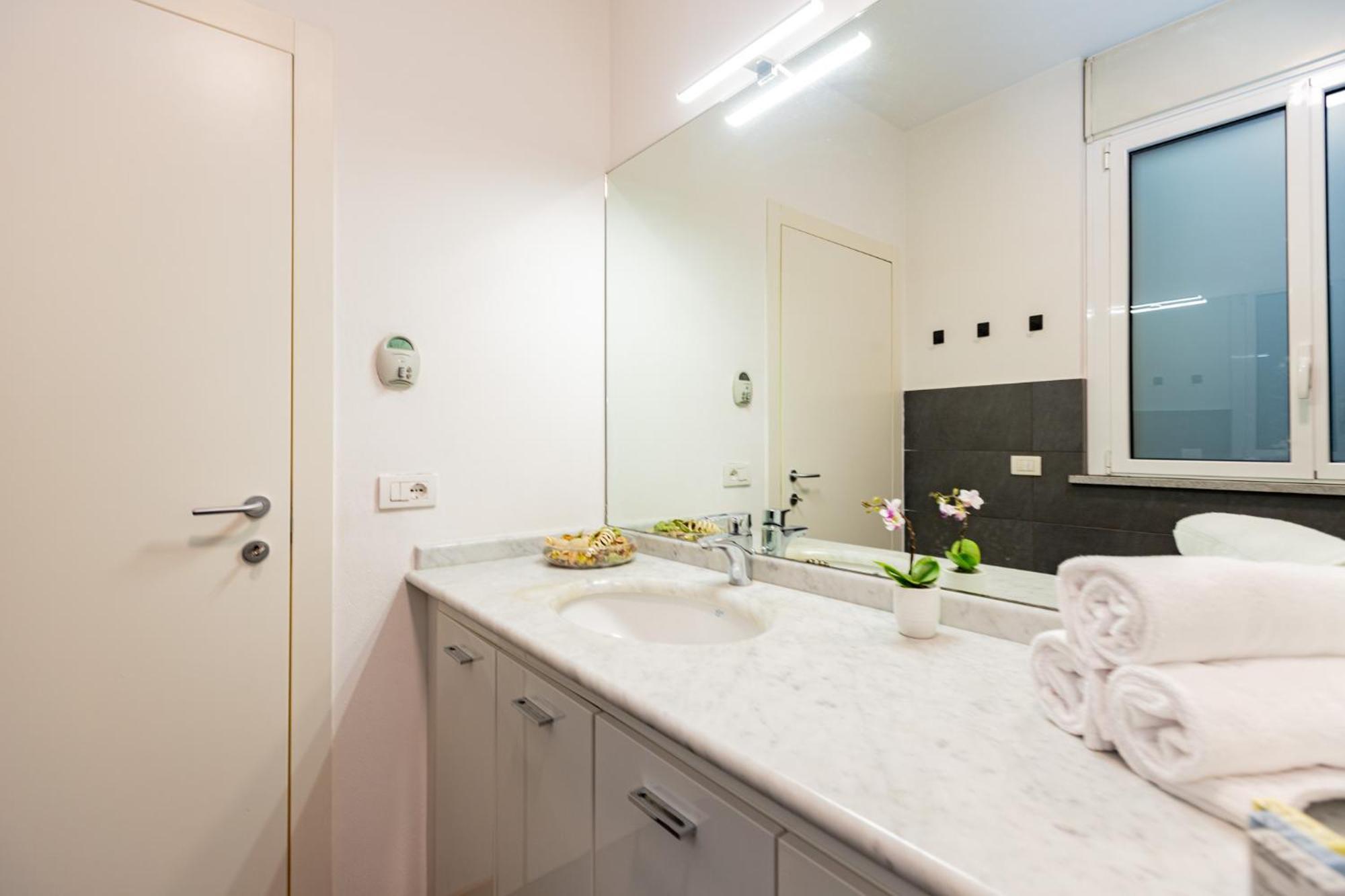 Premuda20 Milan Elegant Apartment エクステリア 写真
